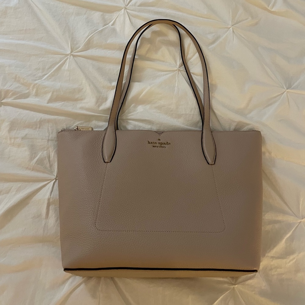 Tan Kate Spade shoulder bag